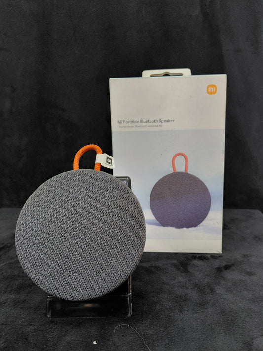 Parlante Xiaomi Bluetooth Speaker Mini XMYX04WM portátil waterproof negra